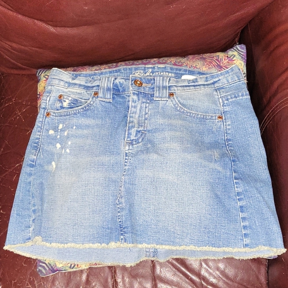 Denim Skirt- Size 5 - Like New -  Richere Vintage Brand